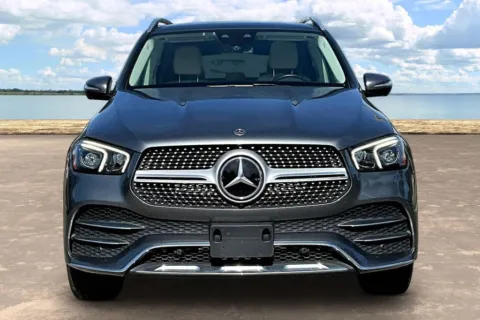 Photos of 2022 Mercedes-Benz GLE 350 for sale in Jacksonville, FL at Gravity Autos Jacksonville