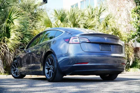 More photos of 2020 Tesla Model 3 Standard at Gravity Autos Jacksonville, FL