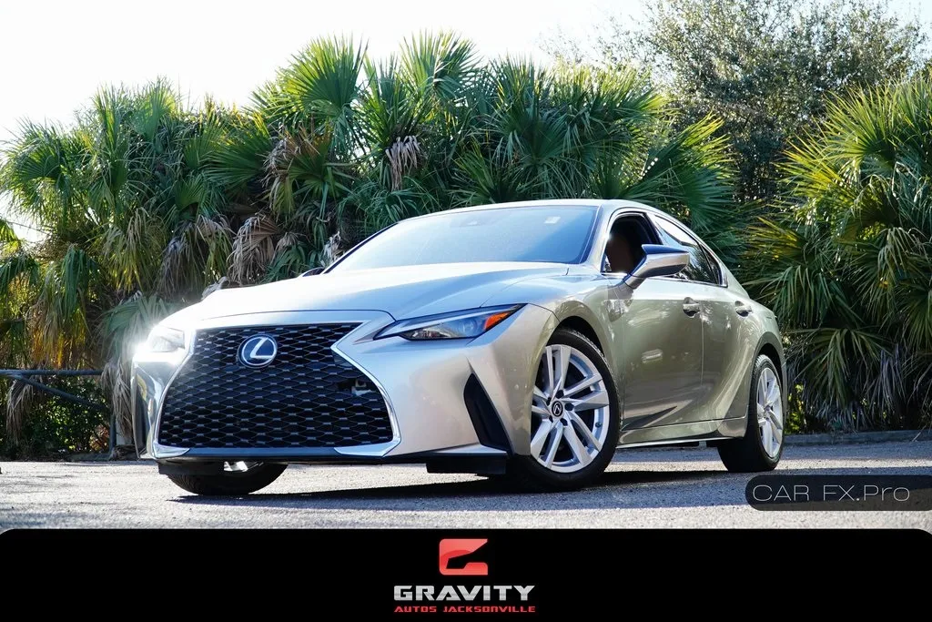 2022 Lexus IS