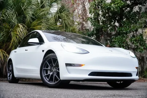 Photos of 2021 Tesla Model 3 Standard Range Plus for sale in Jacksonville, FL at Gravity Autos Jacksonville