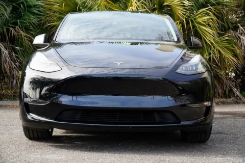 More photos of 2023 Tesla Model Y Performance at Gravity Autos Jacksonville, FL