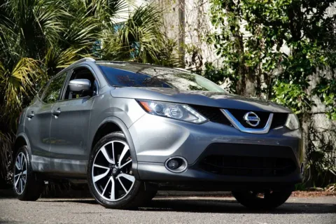 Photos of 2018 Nissan Rogue Sport SL for sale in Jacksonville, FL at Gravity Autos Jacksonville
