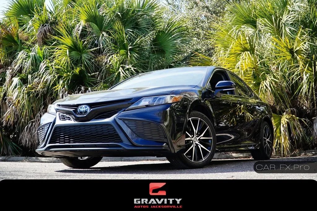 Black 2023 Toyota Camry SE for sale in Jacksonville, FL