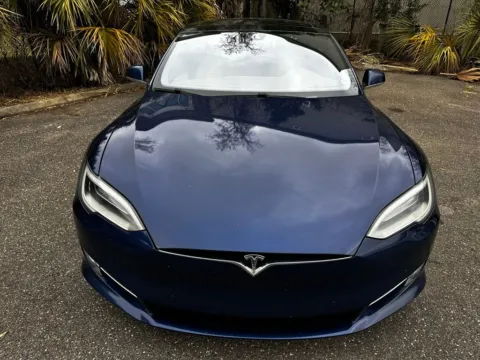 More photos of 2016 Tesla Model S 75D at Gravity Autos Jacksonville, FL