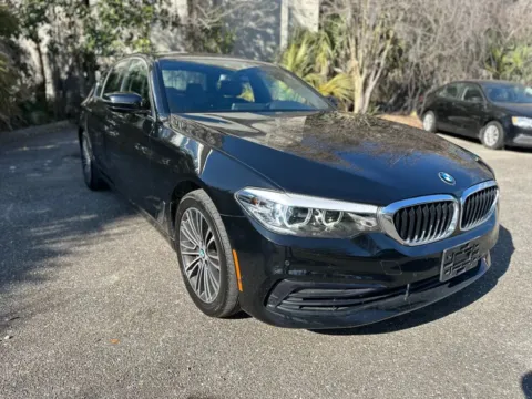 Photos of 2020 BMW 5 Series 530i for sale in Jacksonville, FL at Gravity Autos Jacksonville