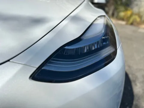 More photos of 2022 Tesla Model Y Long Range at Gravity Autos Jacksonville, FL