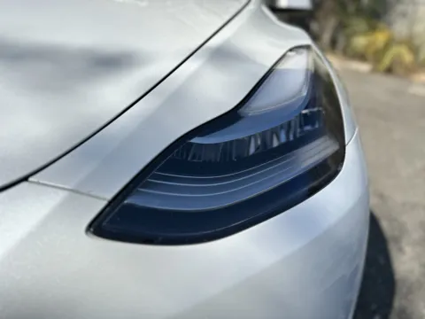 More photos of 2022 Tesla Model Y Long Range at Gravity Autos Jacksonville, FL