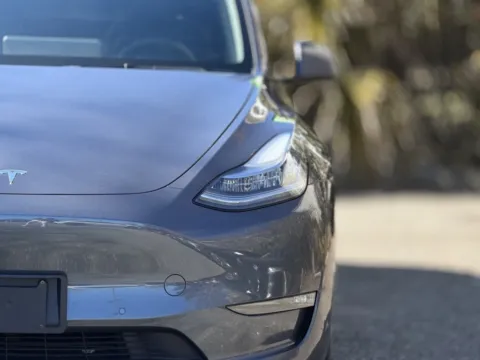 More photos of 2021 Tesla Model Y Long Range at Gravity Autos Jacksonville, FL