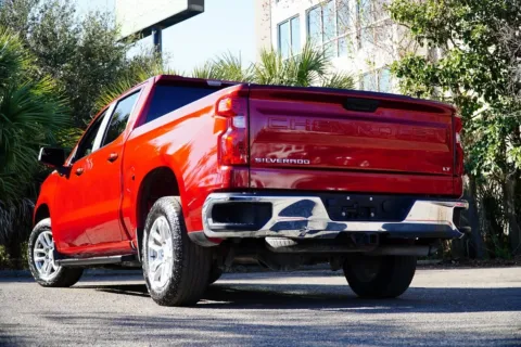 More photos of 2024 Chevrolet Silverado 1500 LT at Gravity Autos Jacksonville, FL