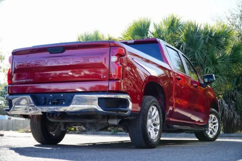 More photos of 2024 Chevrolet Silverado 1500 LT at Gravity Autos Jacksonville, FL