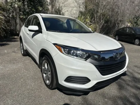 Photos of 2021 Honda HR-V LX for sale in Jacksonville, FL at Gravity Autos Jacksonville