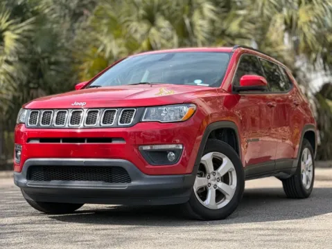 Photos of 2018 Jeep Compass Latitude for sale in Jacksonville, FL at Gravity Autos Jacksonville