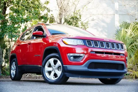 Photos of 2018 Jeep Compass Latitude for sale in Jacksonville, FL at Gravity Autos Jacksonville