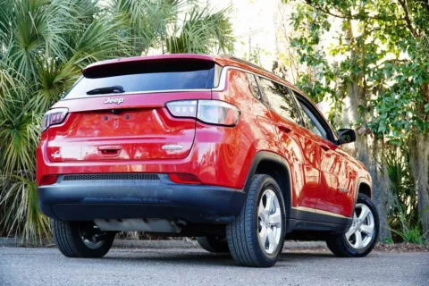 More photos of 2018 Jeep Compass Latitude at Gravity Autos Jacksonville, FL