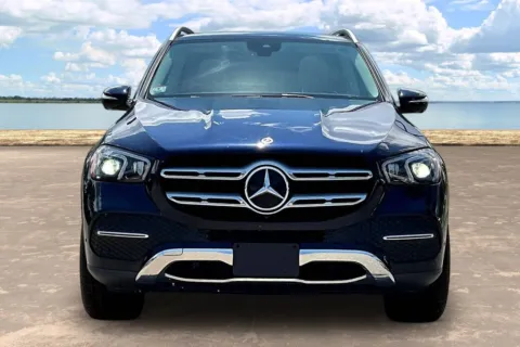 Photos of 2021 Mercedes-Benz GLE 350 for sale in Jacksonville, FL at Gravity Autos Jacksonville