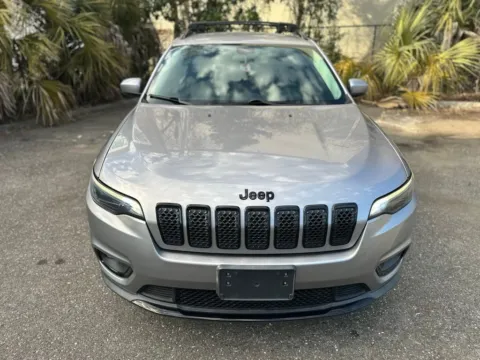 More photos of 2020 Jeep Cherokee Altitude at Gravity Autos Jacksonville, FL