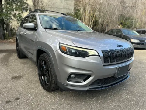 Photos of 2020 Jeep Cherokee Altitude for sale in Jacksonville, FL at Gravity Autos Jacksonville