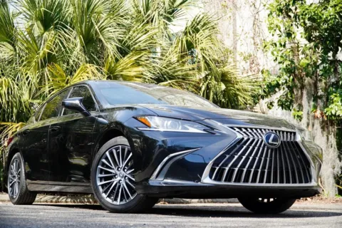 Photos of 2023 Lexus ES 350 for sale in Jacksonville, FL at Gravity Autos Jacksonville