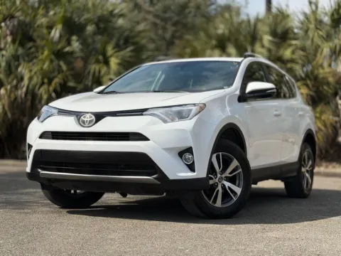 Photos of 2018 Toyota RAV4 XLE for sale in Jacksonville, FL at Gravity Autos Jacksonville