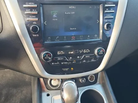 More photos of 2017 Nissan Murano Platinum at Gravity Autos Jacksonville, FL
