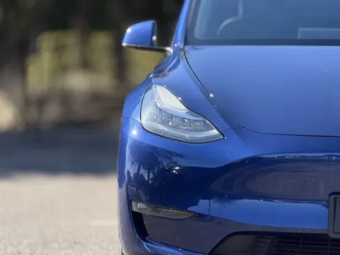 More photos of 2022 Tesla Model Y Long Range at Gravity Autos Jacksonville, FL