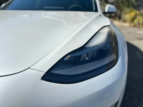More photos of 2021 Tesla Model 3 Standard Range Plus at Gravity Autos Jacksonville, FL