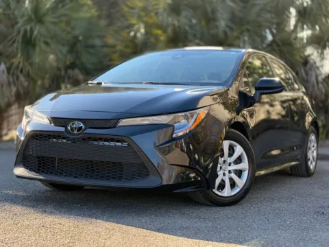 Photos of 2021 Toyota Corolla LE for sale in Jacksonville, FL at Gravity Autos Jacksonville