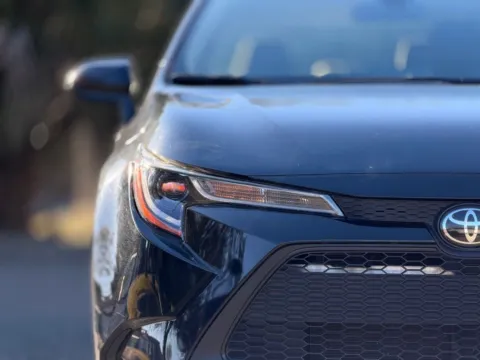 More photos of 2021 Toyota Corolla LE at Gravity Autos Jacksonville, FL