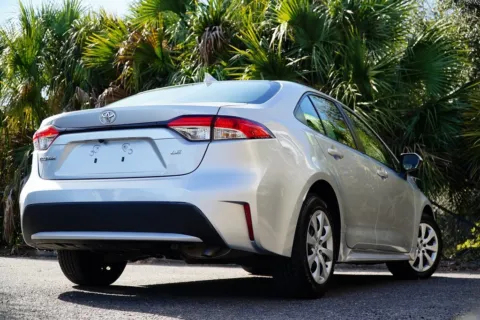 More photos of 2021 Toyota Corolla LE at Gravity Autos Jacksonville, FL