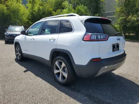 More photos of 2019 Jeep Cherokee Limited at Gravity Autos Jacksonville, FL