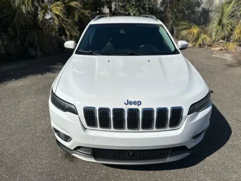 More photos of 2019 Jeep Cherokee Limited at Gravity Autos Jacksonville, FL