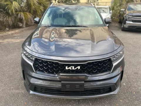 More photos of 2022 Kia Sorento Hybrid S at Gravity Autos Jacksonville, FL