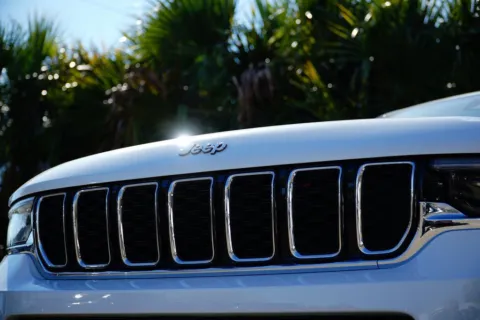 More photos of 2021 Jeep Grand Cherokee L Limited at Gravity Autos Jacksonville, FL