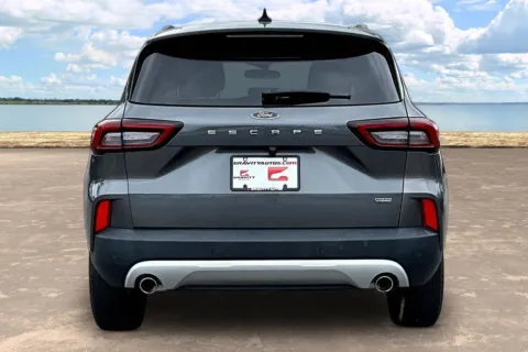 More photos of 2023 Ford Escape Plug-In Hybrid at Gravity Autos Jacksonville, FL