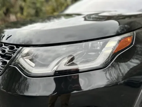 More photos of 2021 Land Rover Discovery Sport S at Gravity Autos Jacksonville, FL