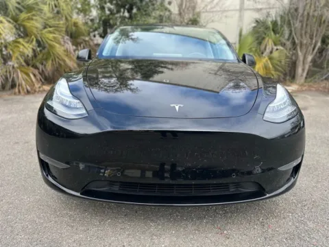 Photos of 2022 Tesla Model Y Long Range for sale in Jacksonville, FL at Gravity Autos Jacksonville