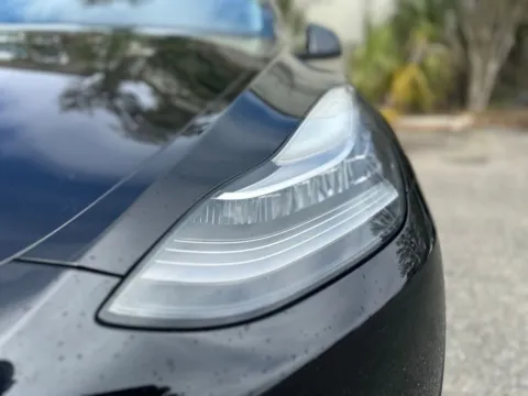 More photos of 2022 Tesla Model Y Long Range at Gravity Autos Jacksonville, FL