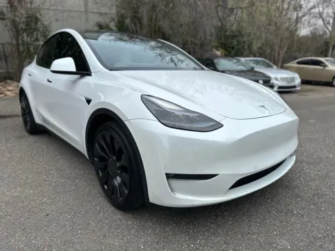 Photos of 2022 Tesla Model Y Performance for sale in Jacksonville, FL at Gravity Autos Jacksonville