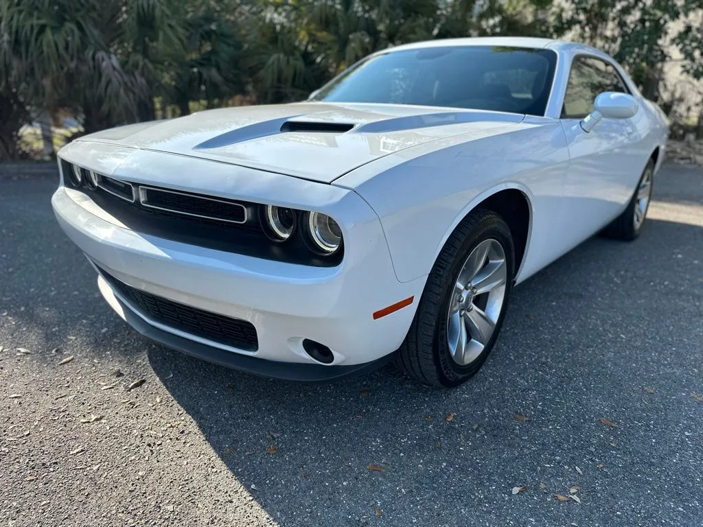 White 2022 Dodge Challenger SXT for sale in Jacksonville, FL