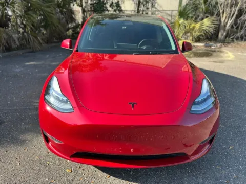 More photos of 2022 Tesla Model Y Long Range at Gravity Autos Jacksonville, FL