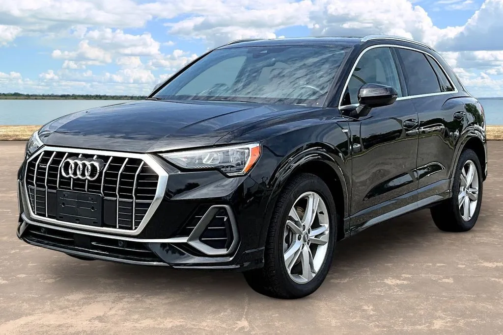Black 2020 Audi Q3 Premium S line for sale in Jacksonville, FL