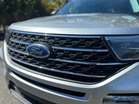 More photos of 2022 Ford Explorer XLT at Gravity Autos Jacksonville, FL