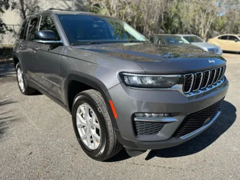 Photos of 2023 Jeep Grand Cherokee Limited for sale in Jacksonville, FL at Gravity Autos Jacksonville