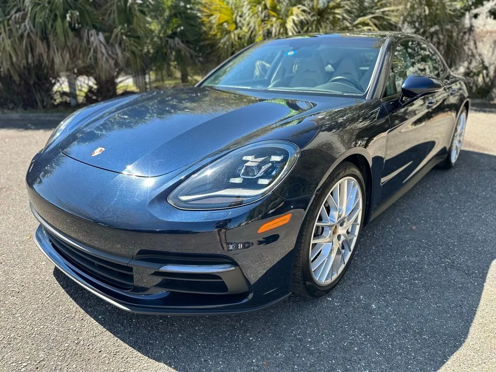 2019 Porsche Panamera