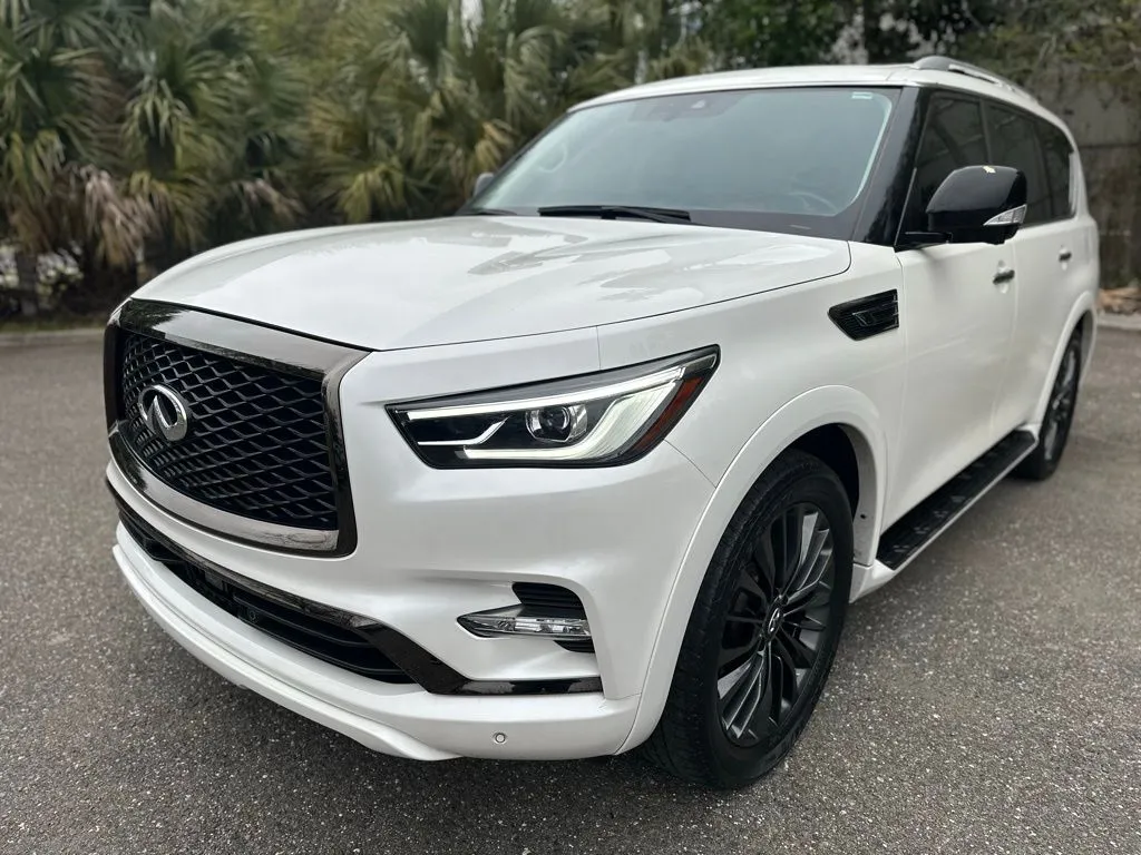 White 2019 INFINITI QX80 LUXE for sale in Jacksonville, FL