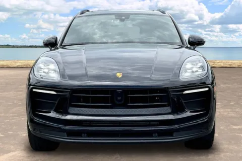 Photos of 2023 Porsche Macan for sale in Jacksonville, FL at Gravity Autos Jacksonville