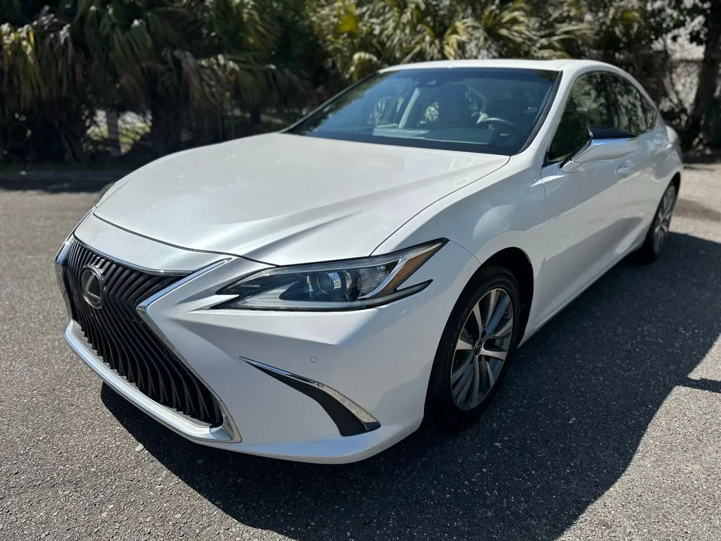 White 2019 Lexus ES 350 for sale in Jacksonville, FL