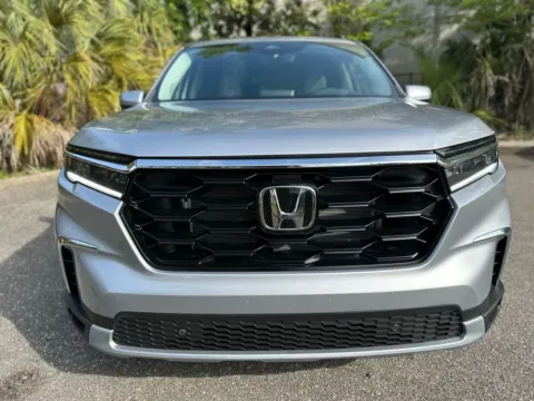 Another view of 2024 Honda Pilot Touring for sale in Jacksonville, FL at Gravity Autos Jacksonville