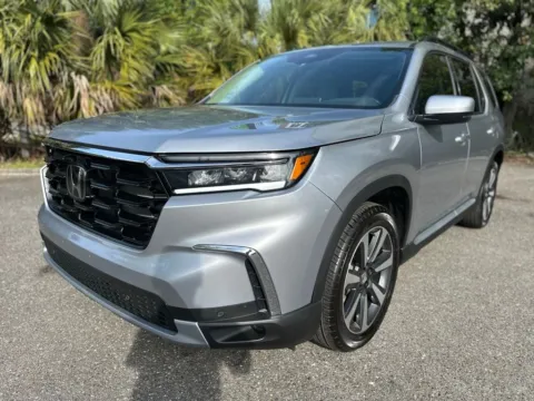 Silver 2024 Honda Pilot Touring for sale in Jacksonville, FL