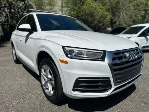 Photos of 2019 Audi Q5 2.0T Premium for sale in Jacksonville, FL at Gravity Autos Jacksonville